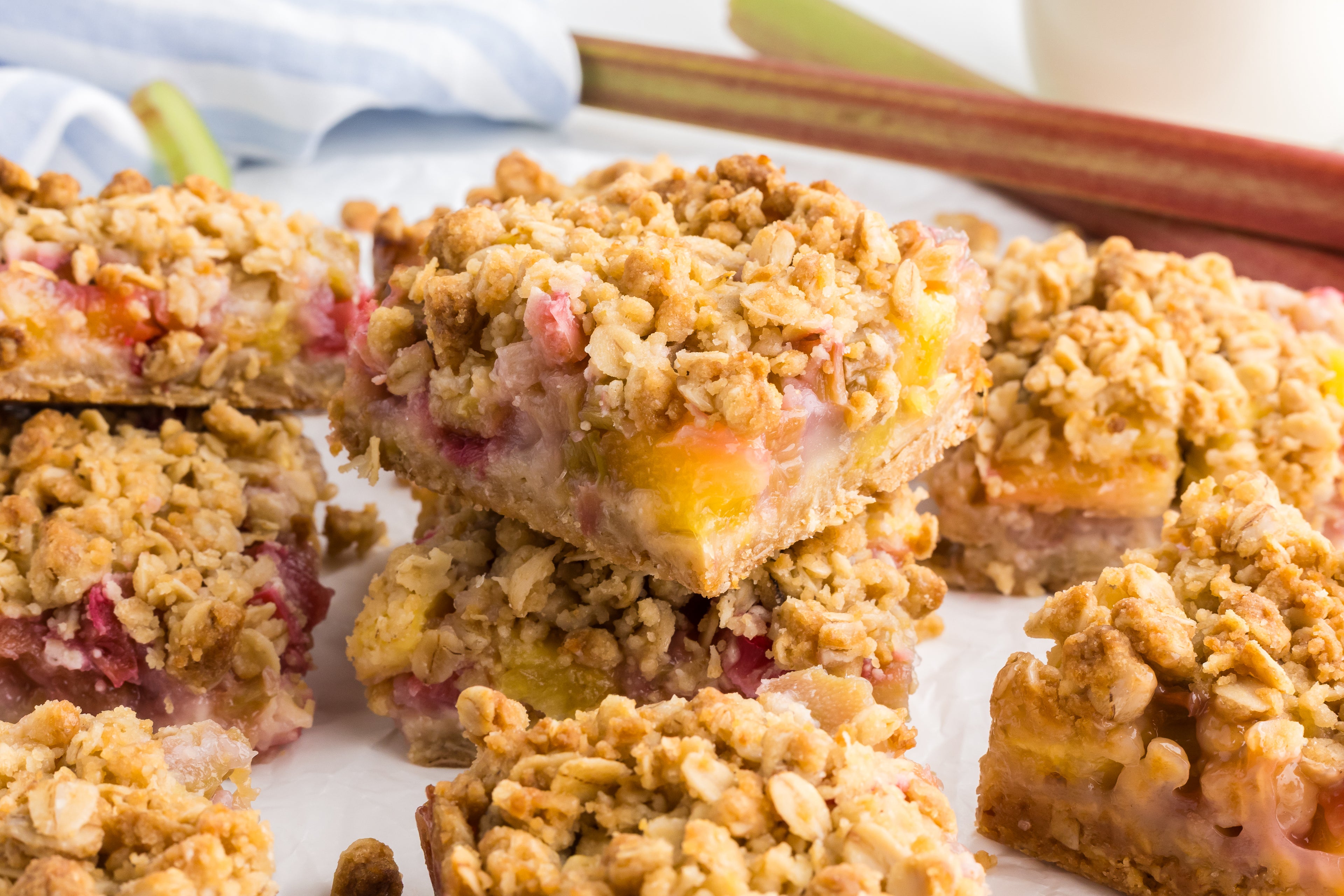 Rhubarb Pineapple Crumble Bars