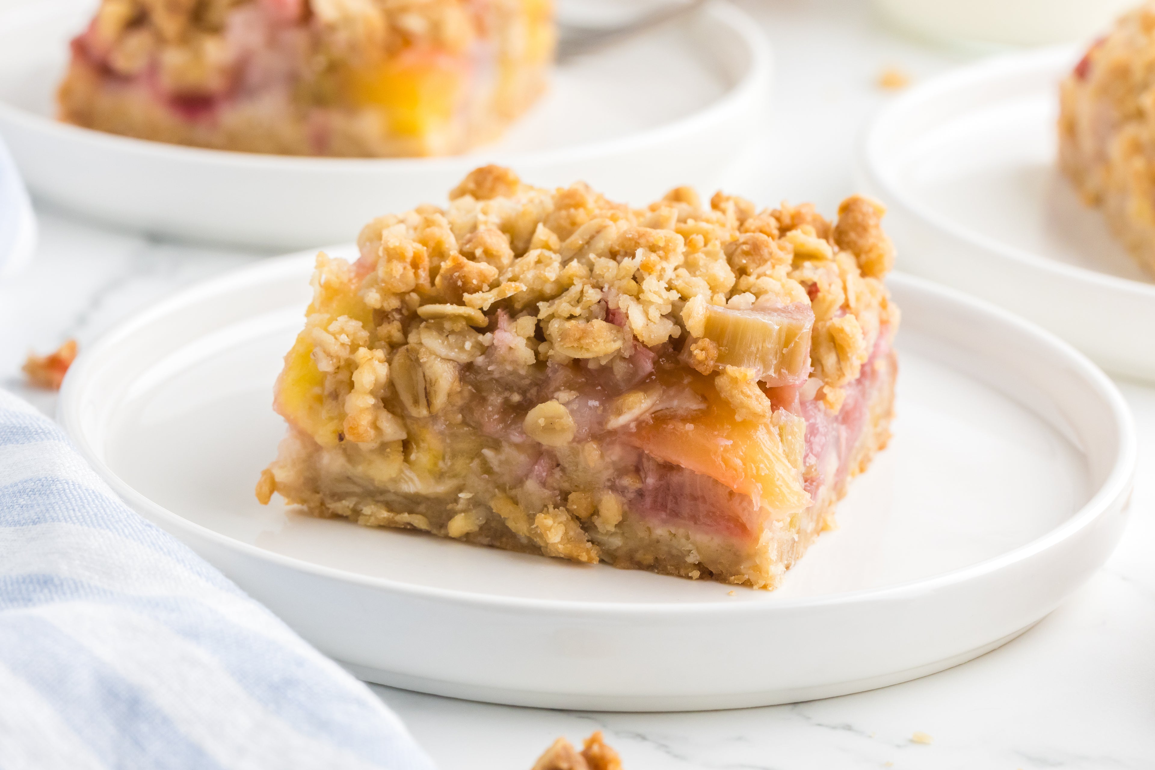Rhubarb Pineapple Crumble Bars