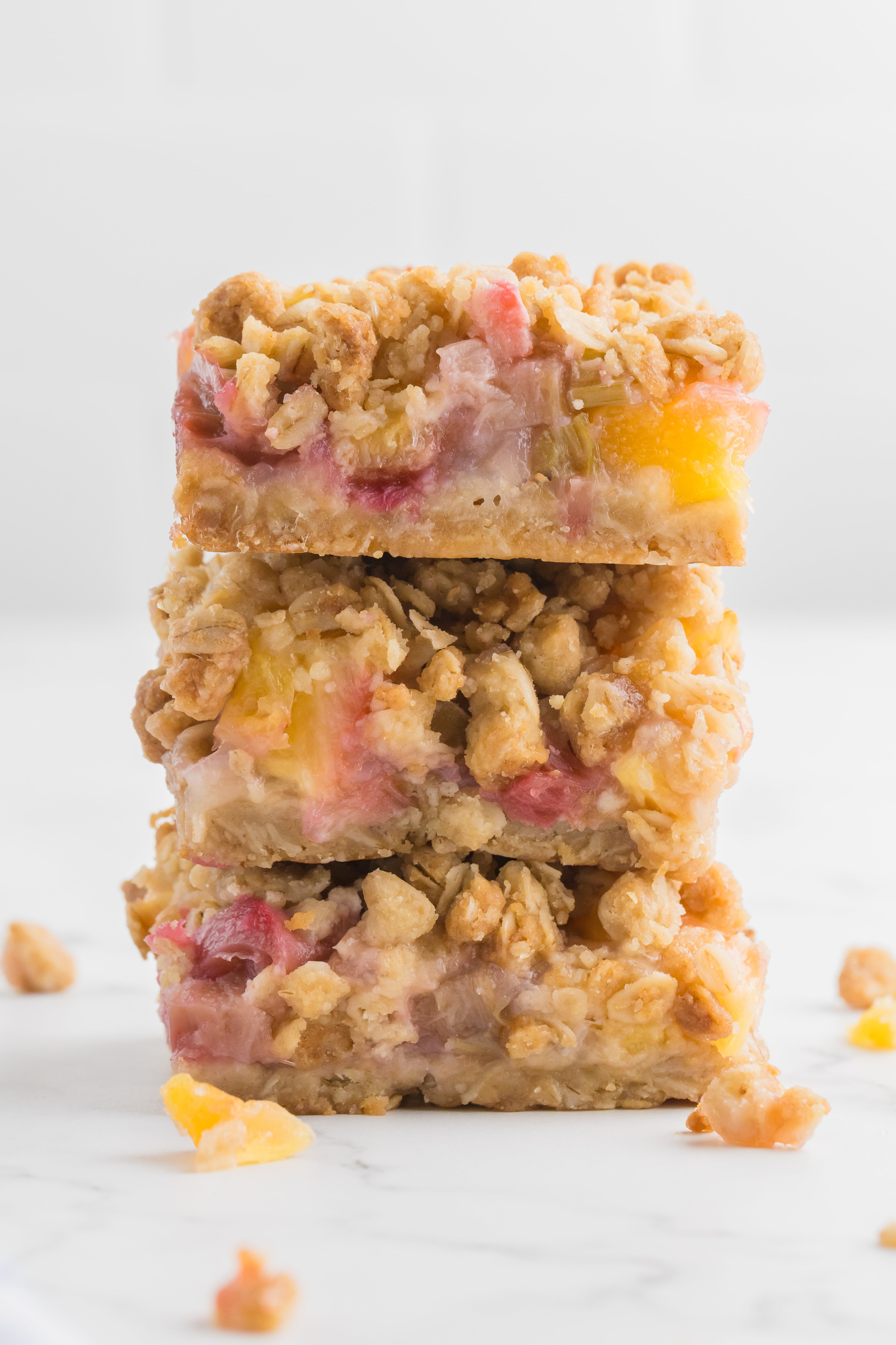 Rhubarb Pineapple Crumble Bars