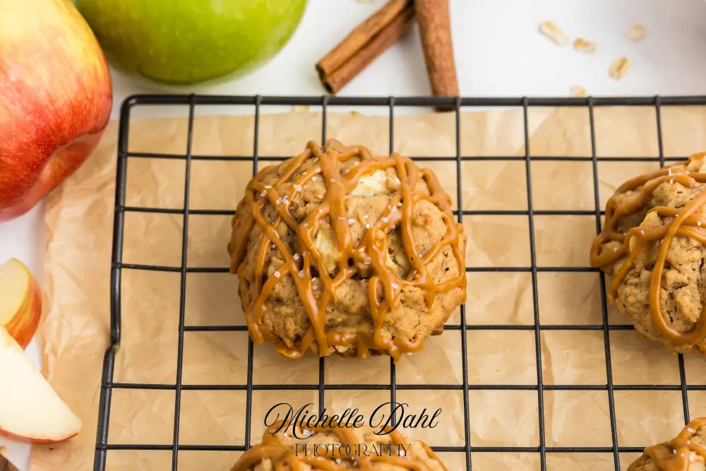 Caramel Apple Oatmeal Cookies
