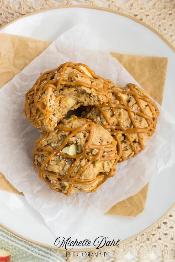 Caramel Apple Oatmeal Cookies