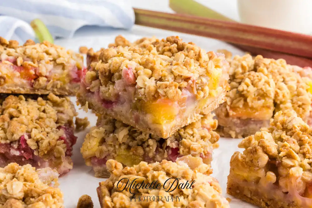 Rhubarb Pineapple Crumble Bars