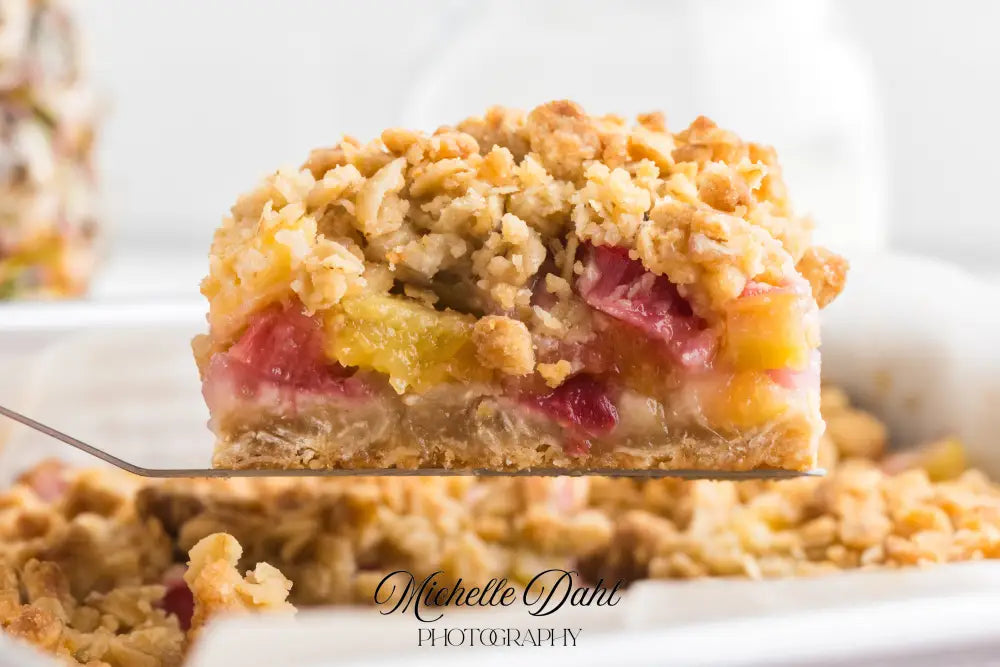 Rhubarb Pineapple Crumble Bars