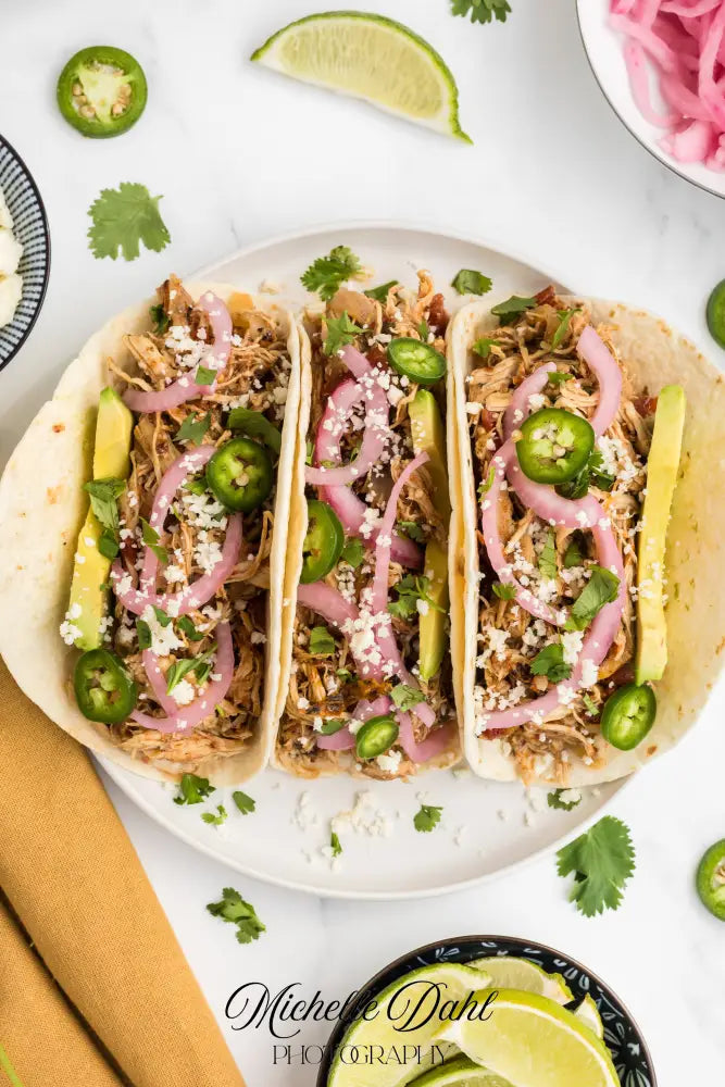 Slow Cooker Chicken Tinga